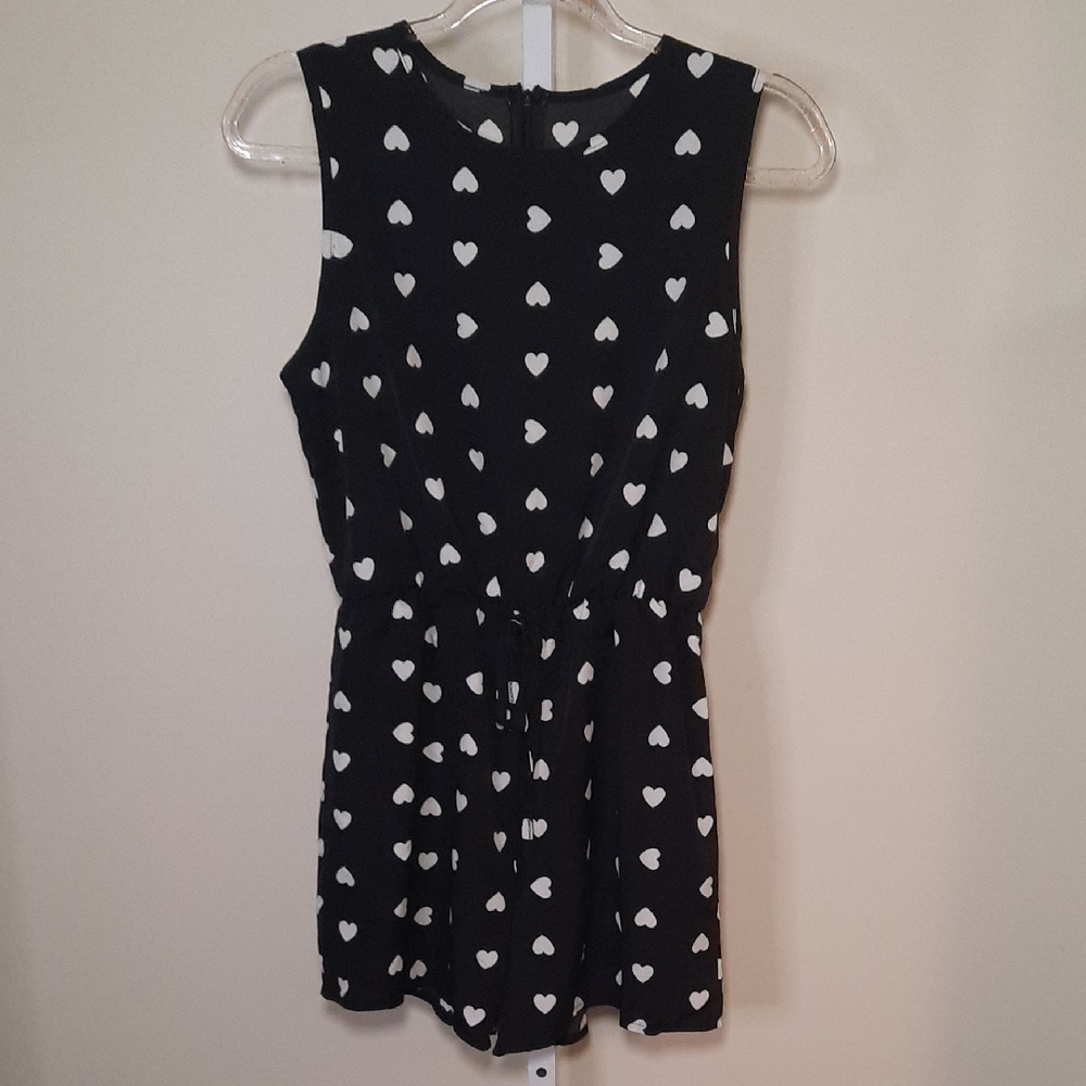 Shein Black Heart Print Sleeveless Shorts Romper